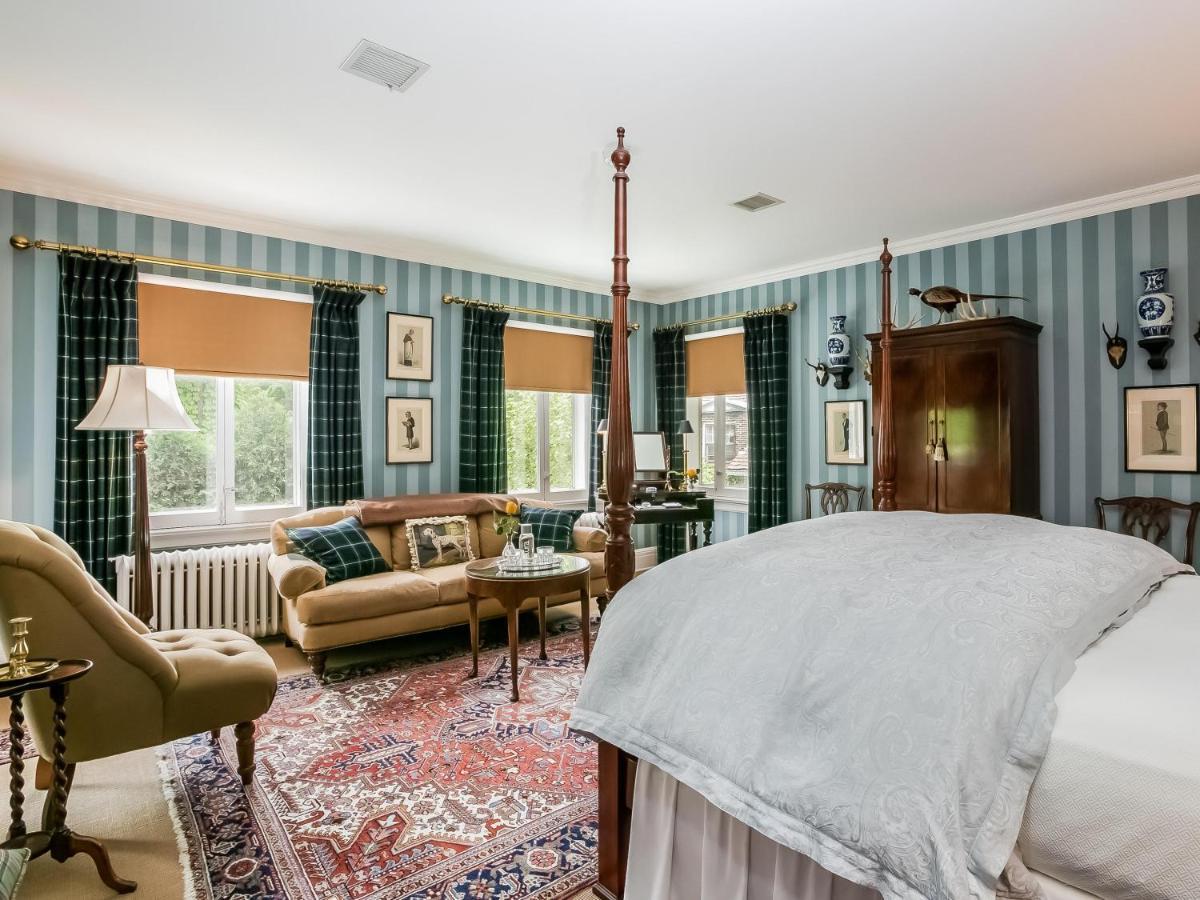 บิชอปส์ ฮอลล์ Bed & Breakfast โอ๊คพาร์ค ภายนอก รูปภาพ