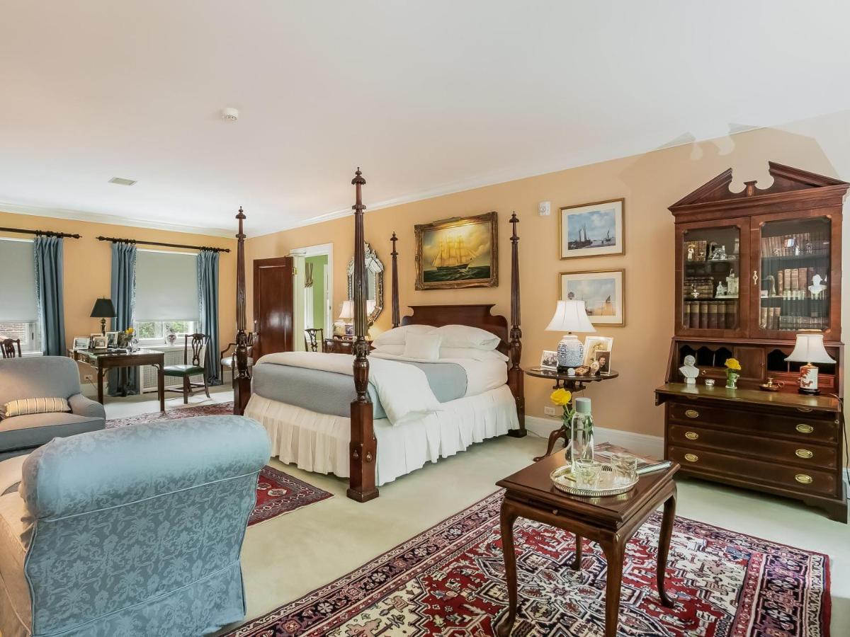 บิชอปส์ ฮอลล์ Bed & Breakfast โอ๊คพาร์ค ภายนอก รูปภาพ
